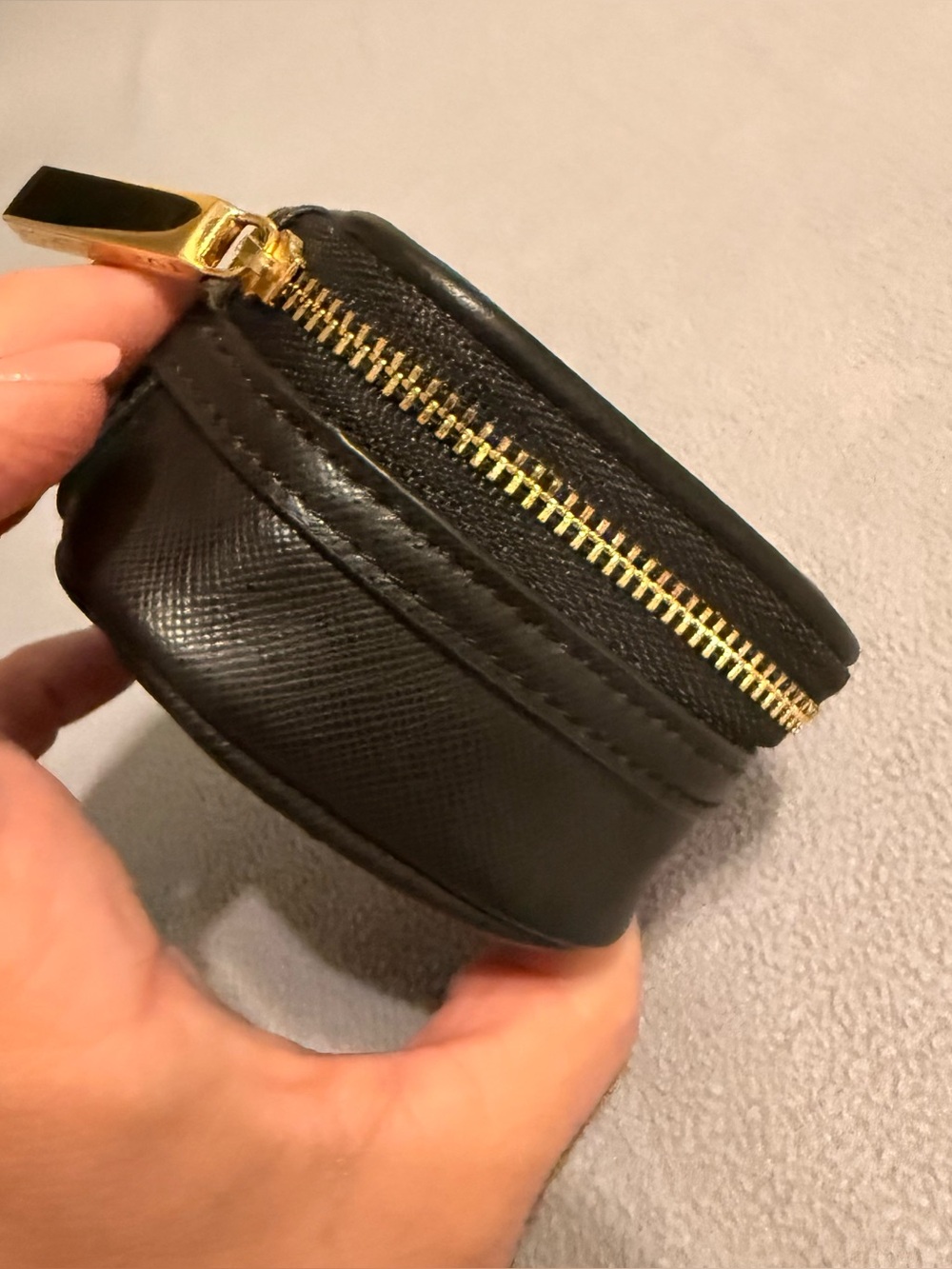 Tory Burch Black Logo Zipper Jewelry Box - Picture 6 of 12